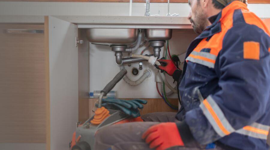 Emergency Slab Leak Services in Daggett, MI